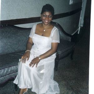 Meet your Posher, Constance